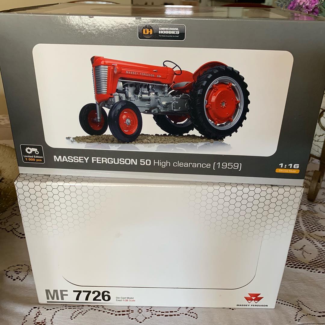 Miniatura Trator Massey Ferguson 50 - FRETE GRÁTIS