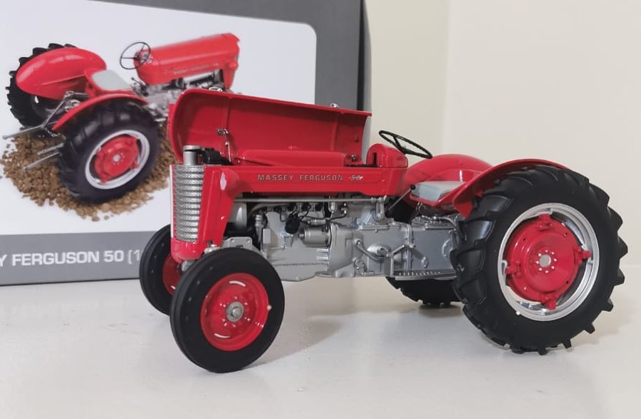 Miniatura Trator Massey Ferguson 50 - FRETE GRÁTIS
