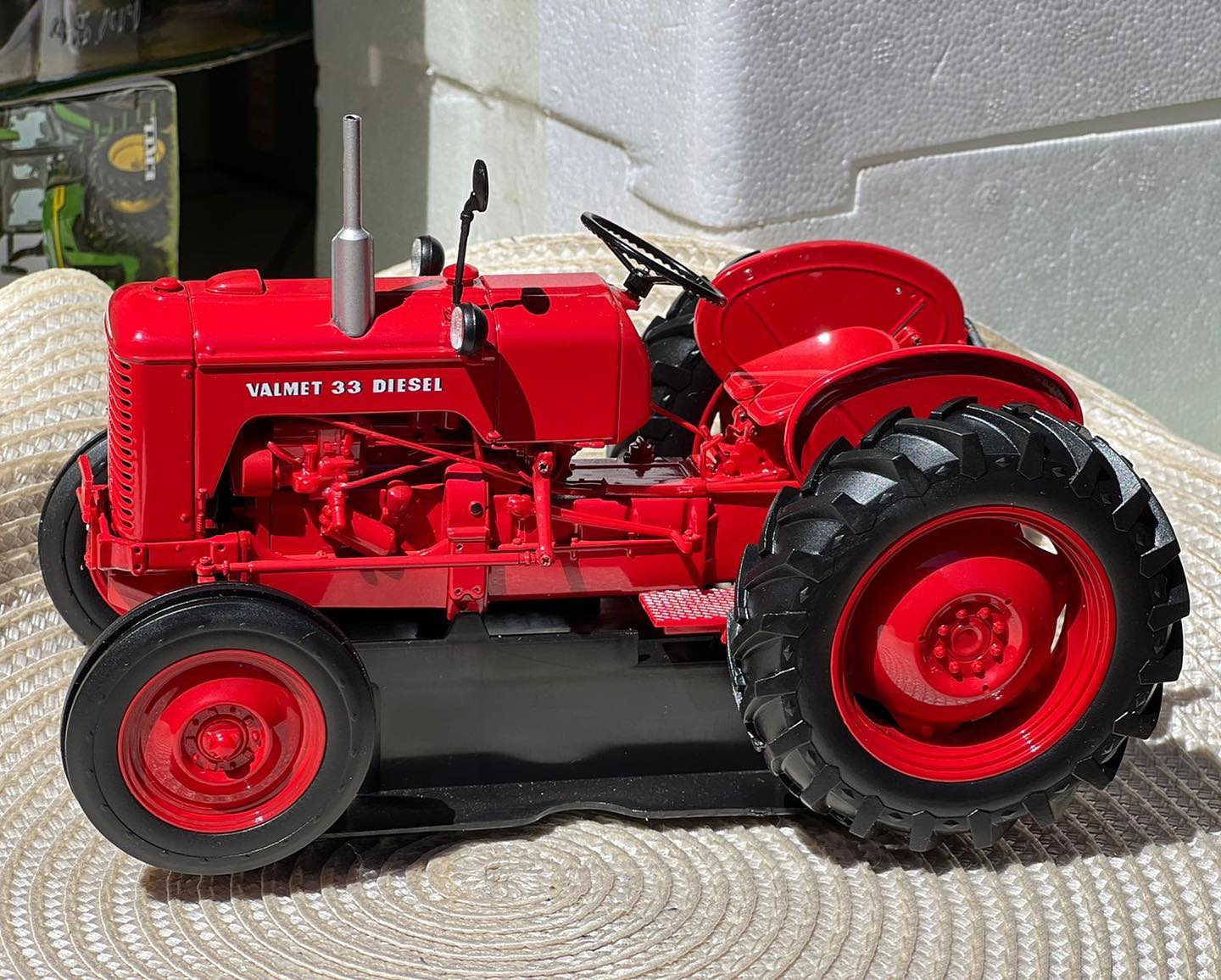 Miniatura Trator Valmet 33 - FRETE GRÁTIS